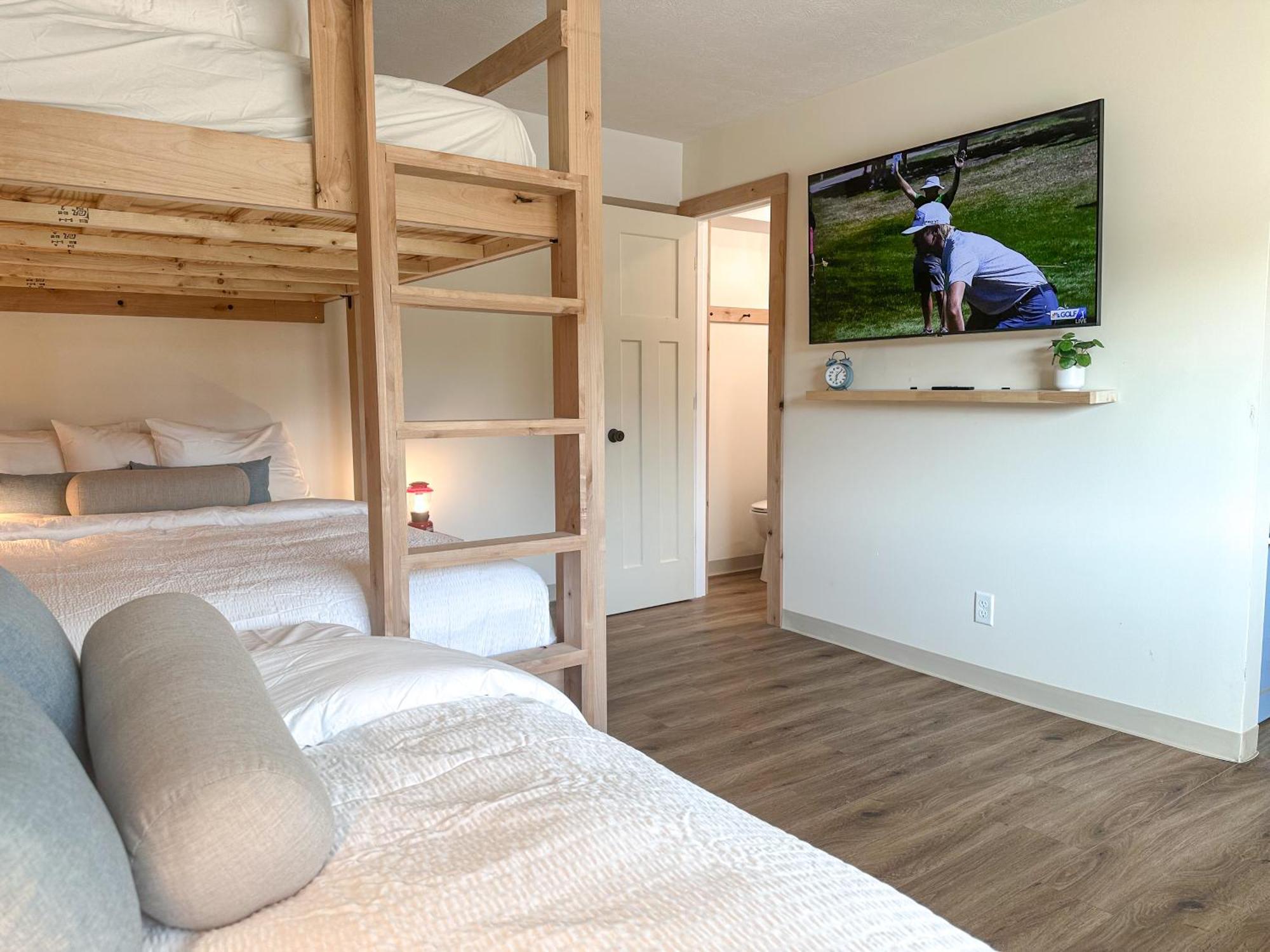 Explorer Rest & Recreation ساندسكاي الغرفة الصورة