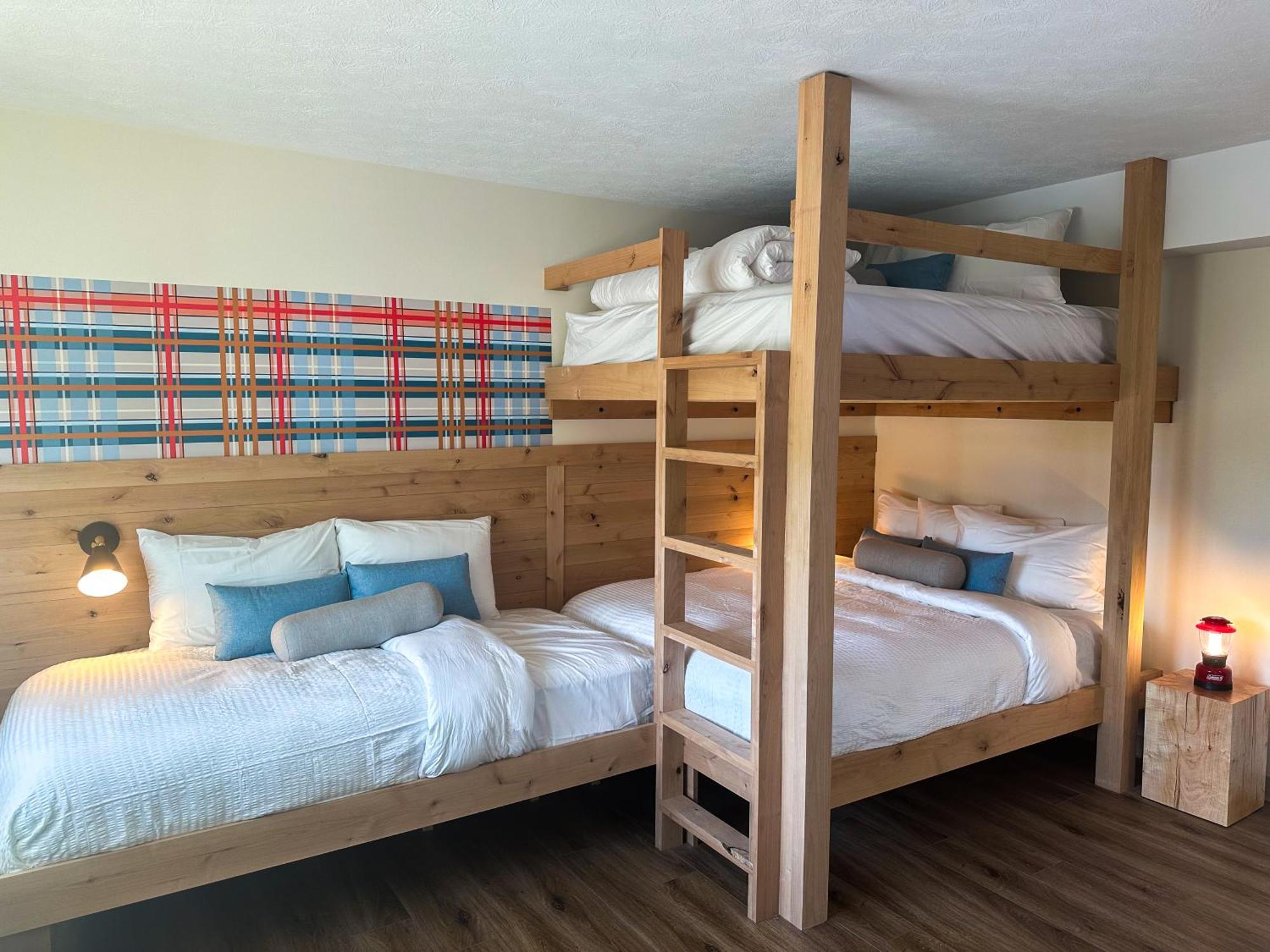 Explorer Rest & Recreation ساندسكاي الغرفة الصورة