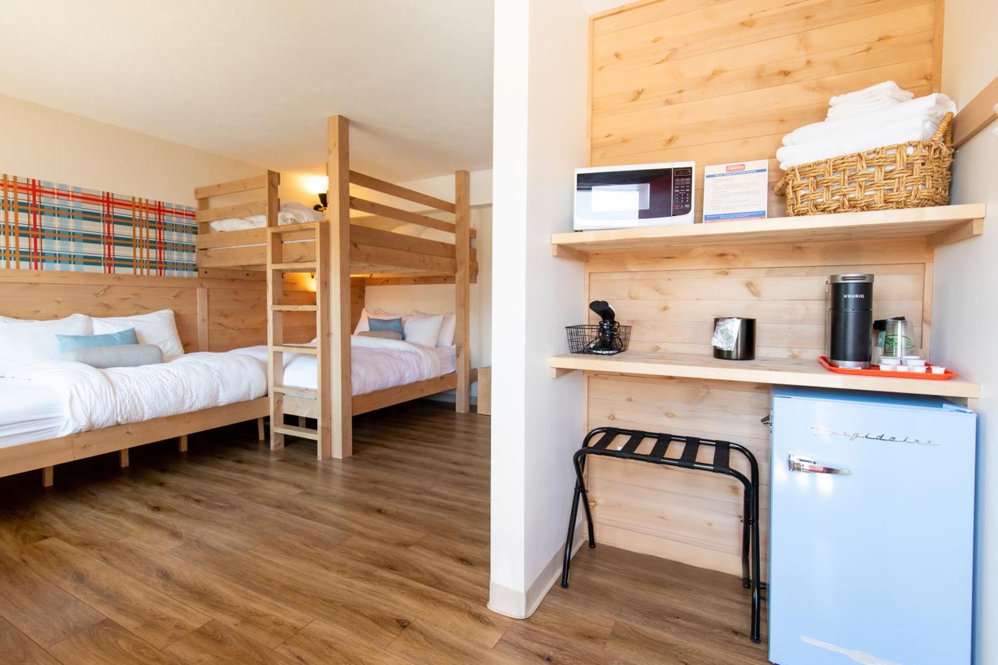 Explorer Rest & Recreation ساندسكاي المظهر الخارجي الصورة